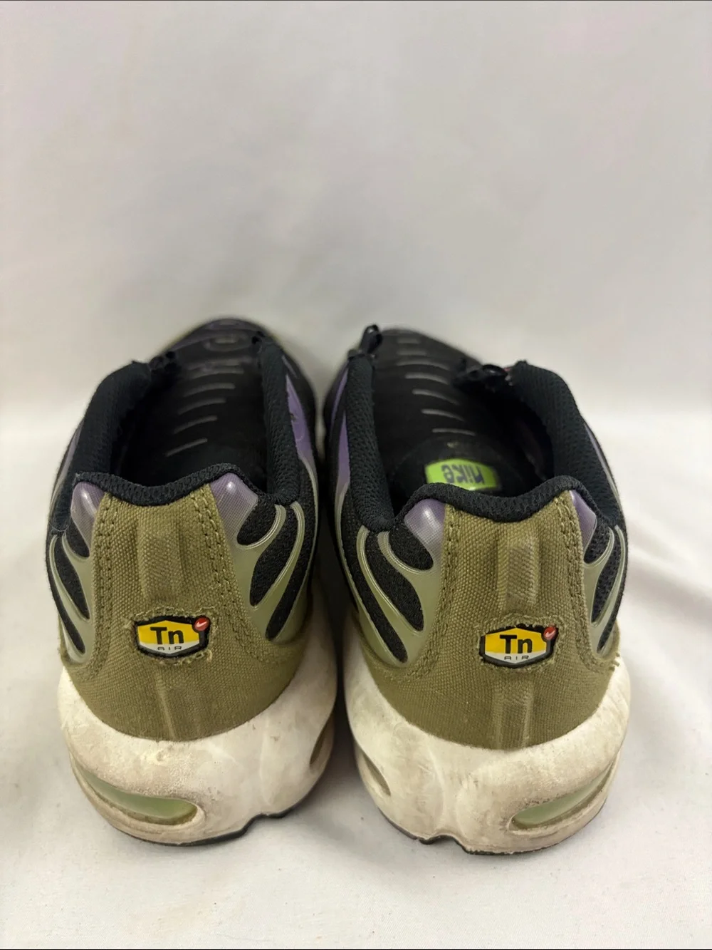 Nike Air Max Plus GS Kids Youth Size 5Y Black Canyon Purple